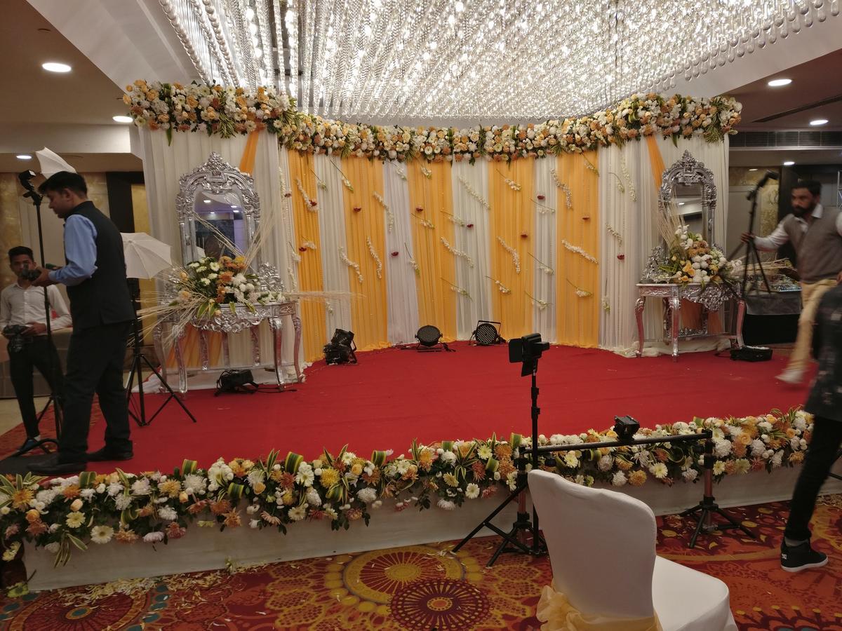 คาซา ดรีม เดอะ รีสอร์ต Hotel มุกเตชวาร์ ภายนอก รูปภาพ